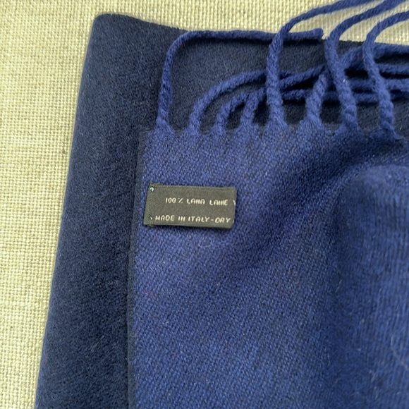 Mark Cross Scarf - Picture 3 of 5